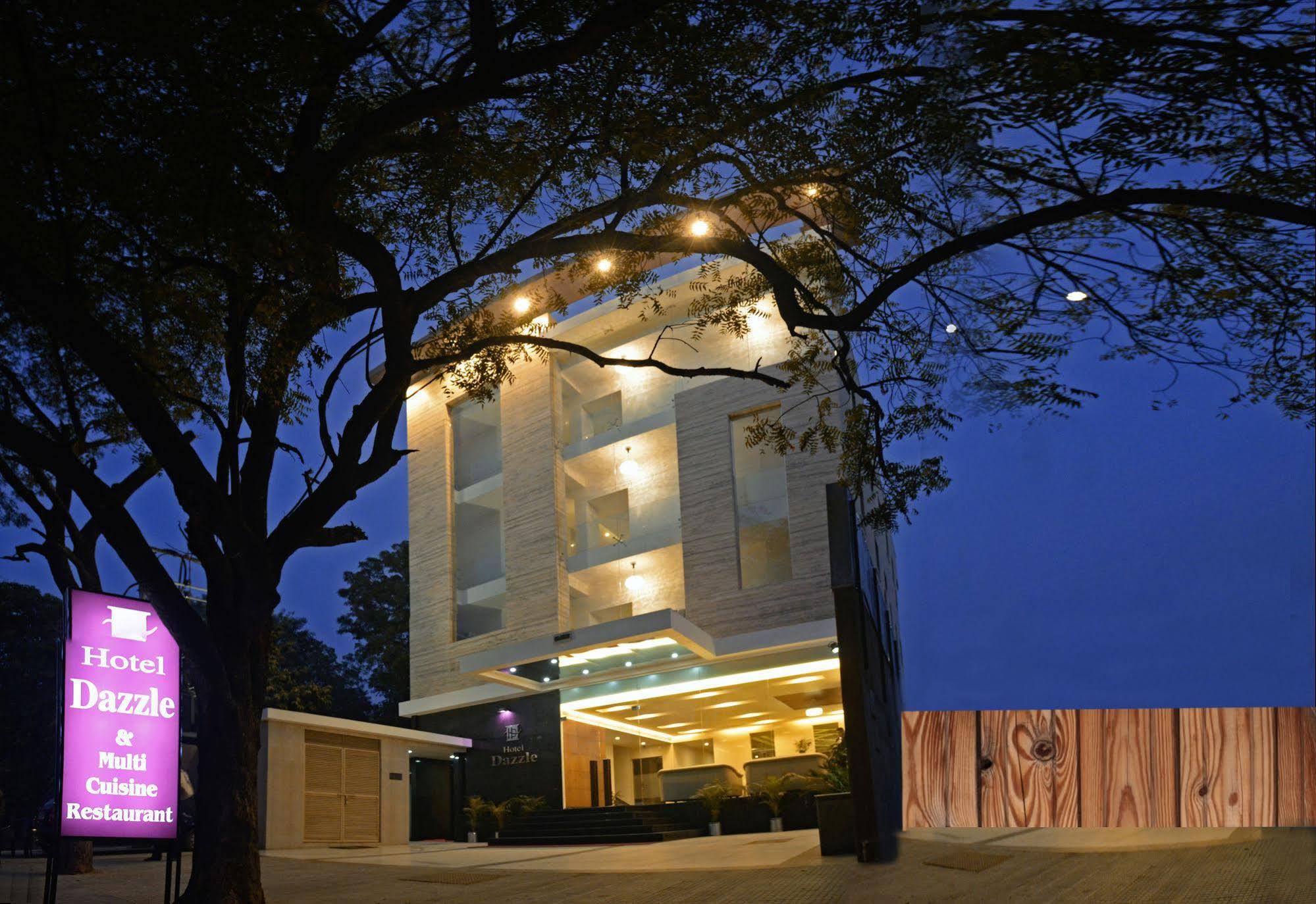 Dazzle By One Earth Hotell Agra  Exteriör bild